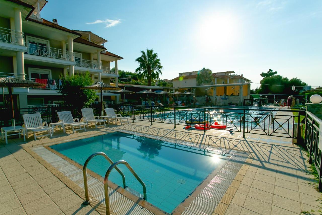 Golden Residence Family Resort Pefkochori Eksteriør bilde