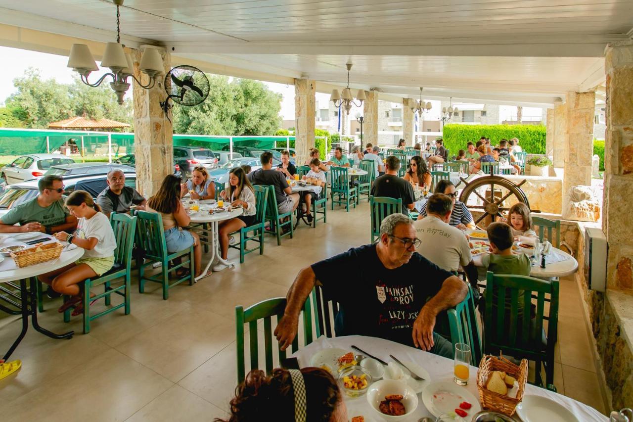 Golden Residence Family Resort Pefkochori Eksteriør bilde