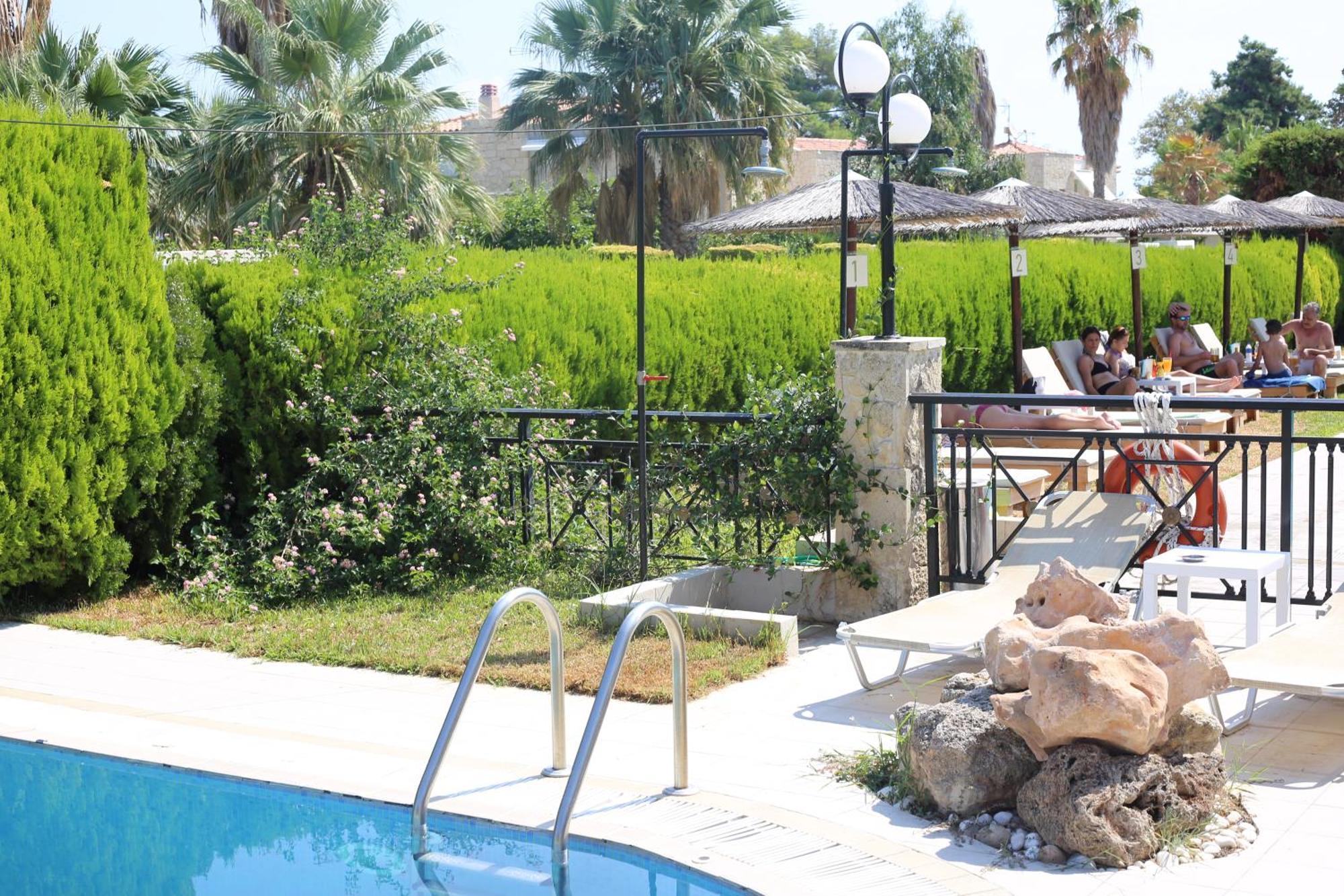 Golden Residence Family Resort Pefkochori Eksteriør bilde