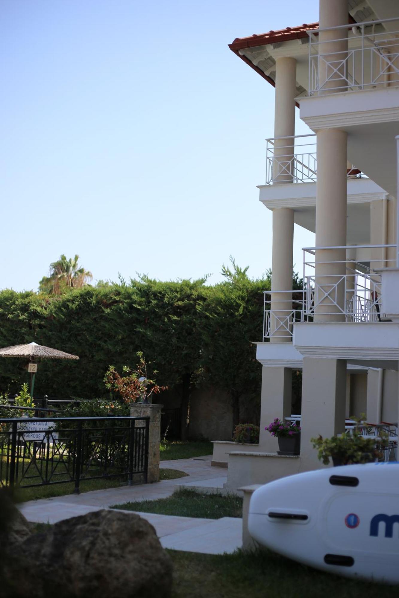 Golden Residence Family Resort Pefkochori Eksteriør bilde